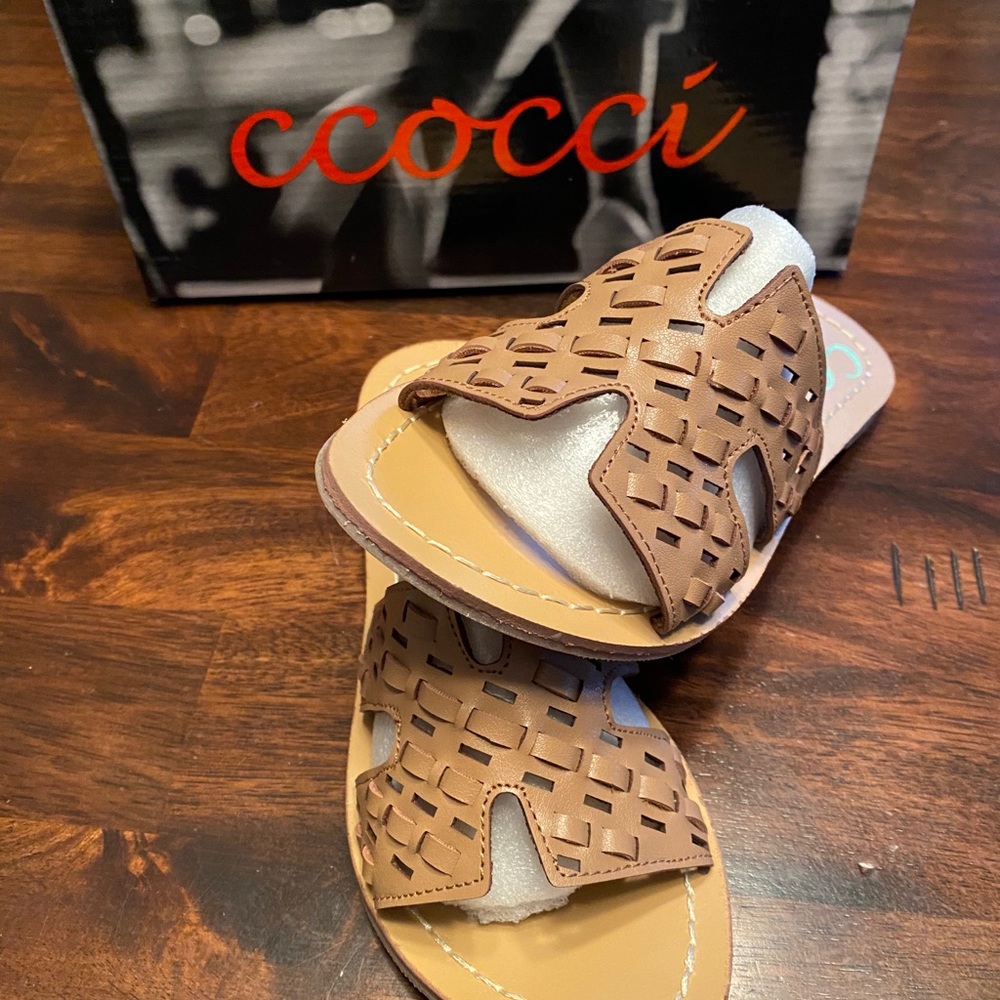 Brand new boutique Sandals!